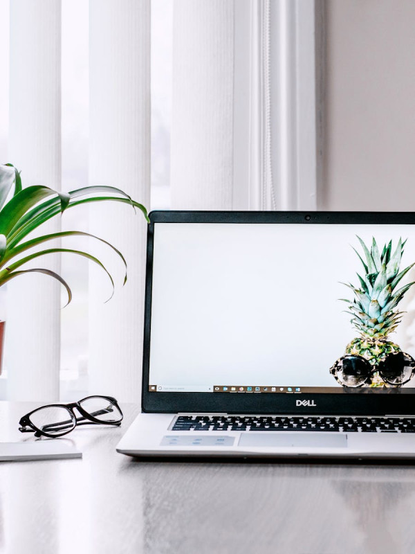 MacBook Air M3 — 13